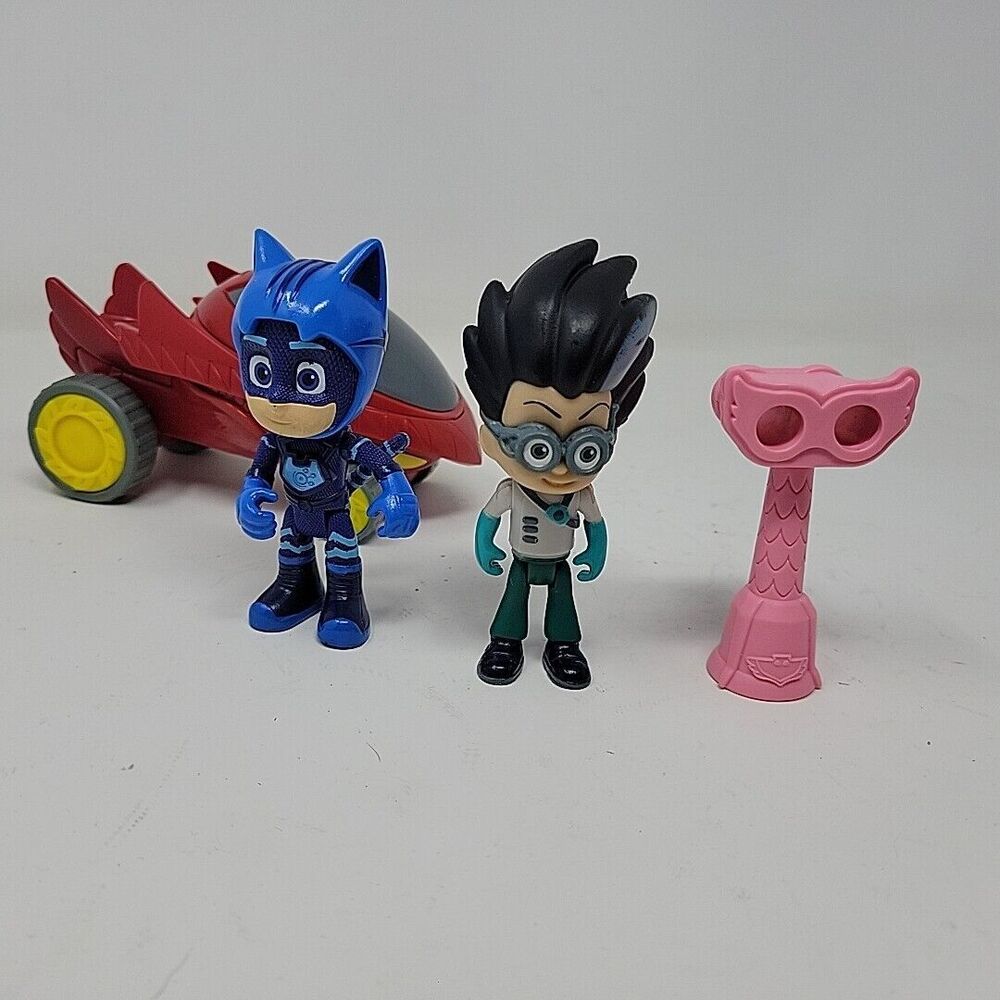 PJ Masks Figure Lot 2 w/ Vehicle Cat Romeo